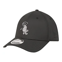 Casquette New Era noire Chicago White Sox métallisée 39THIRTY M-Crown Flex pour homme