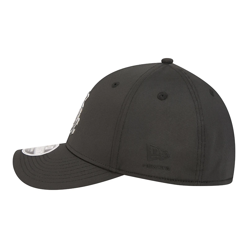 Casquette New Era noire Chicago White Sox métallisée 39THIRTY M-Crown Flex pour homme