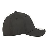 Men's New Era  Black Chicago White Sox Metallic 39THIRTY M-Crown Flex Hat