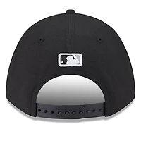 Men's New Era  Black Chicago White Sox Player Replica 9FORTY Adjustable Hat