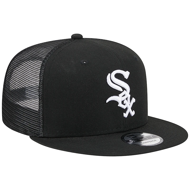 Men's New Era Navy Chicago White Sox Cooperstown Collection Team Color Trucker 9FIFTY Snapback Hat