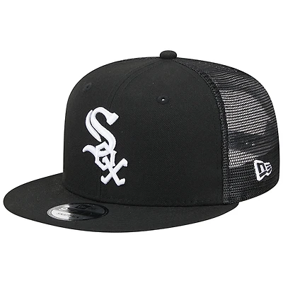 Men's New Era Navy Chicago White Sox Cooperstown Collection Team Color Trucker 9FIFTY Snapback Hat