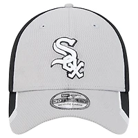 Casquette flexible 39THIRTY avec garniture de visière des Chicago White Sox New Era pour hommes, gris/noir