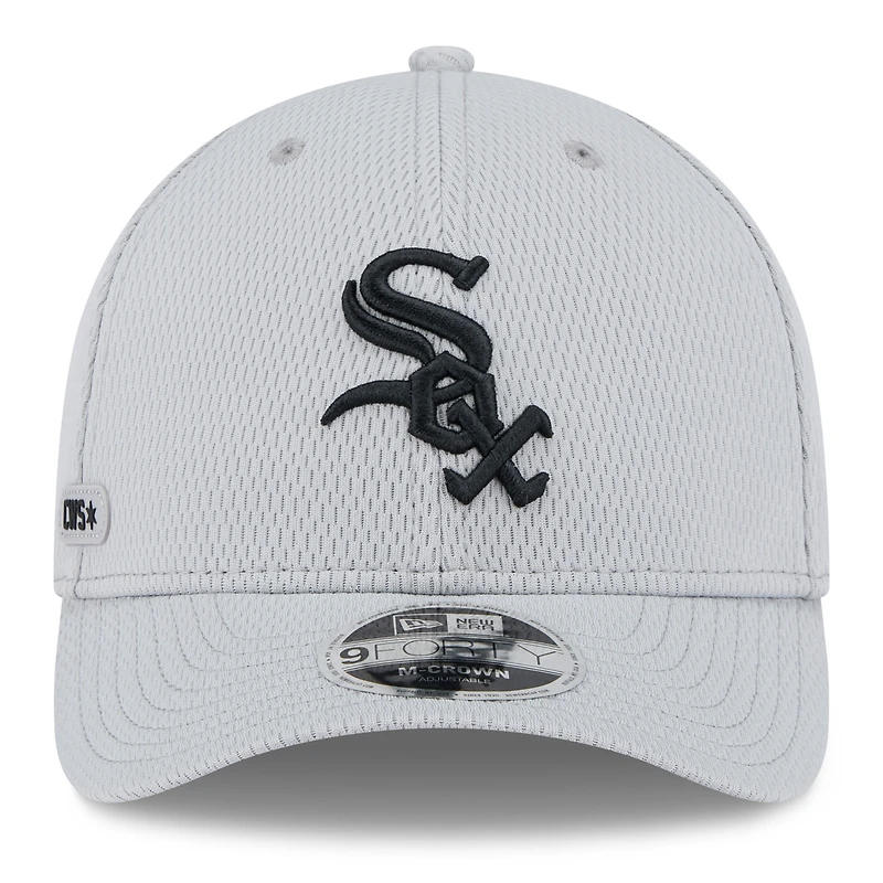 Casquette ajustable MLB Clubhouse 9FORTY M-Crown 2025 Chicago White Sox New Era pour homme