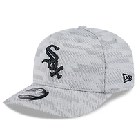 Men's New Era Gray Chicago White Sox 2025 MLB Clubhouse 9SEVENTY Stretch-Snap Hat