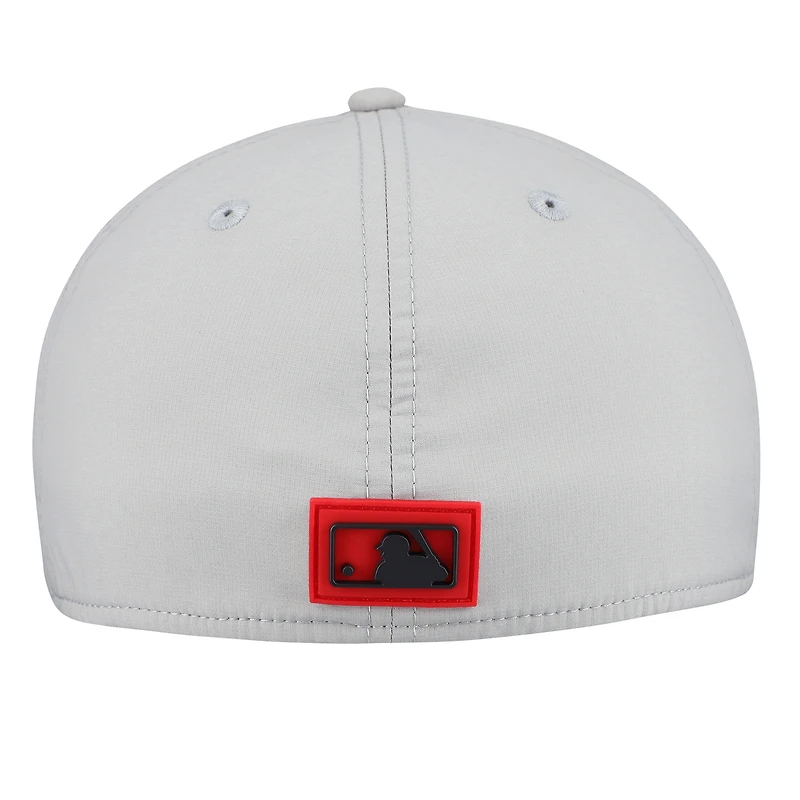 Men's New Era  Gray Chicago White Sox 2026 Clubhouse Alternate 39THIRTY Flex Hat