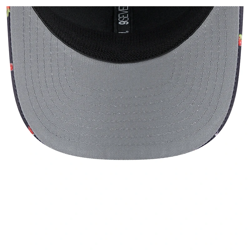 Casquette extensible à bouton-pression New Era bleu marine Chicago White Sox Adventure Drinks Pattern 9SEVENTY pour homme