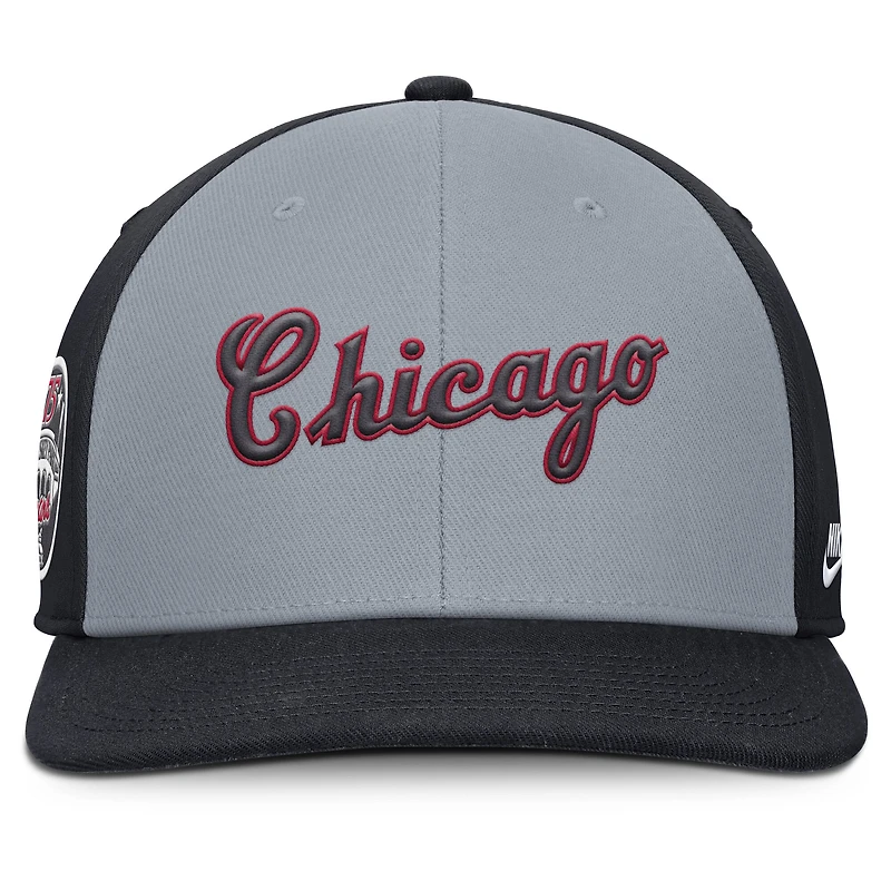 Casquette Snapback Nike Pro Performance Chicago White Sox gris/bleu marine pour homme