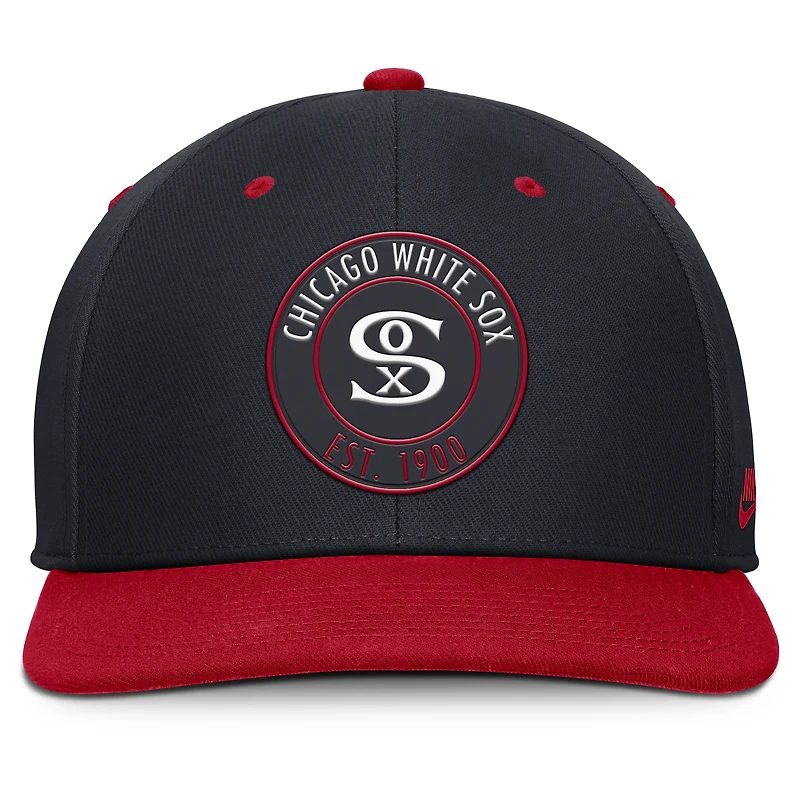 Men's Nike Navy/Red Chicago White Sox Cooperstown Collection Pro Dri-FIT Snapback Hat
