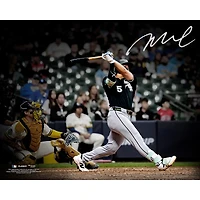 Munetaka Murakami Chicago White Sox Autographed 16" x 20" MLB Debut Home Run Photograph