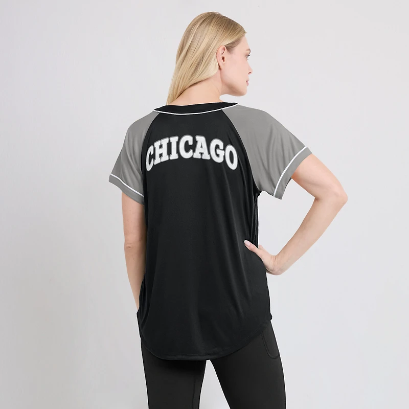 T-shirt noir à col en V Fanatics pour femmes des White Sox de Chicago Ultimate Style Raglan
