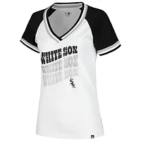 T-shirt New Era blanc à col en V et raglan jersey des White Sox de Chicago pour femme