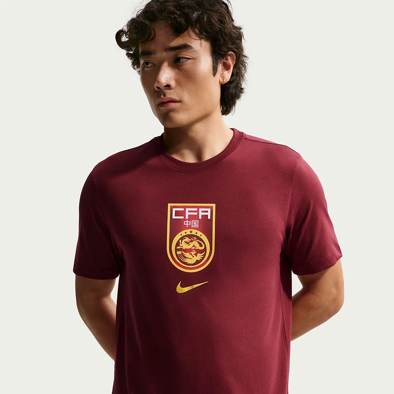 T-shirt Nike rouge pour homme avec l'écusson de l'équipe nationale Chine