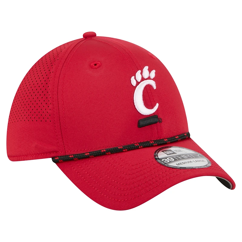 Casquette 39THIRTY Flex rouge New Era pour homme, motif Cincinnati Bearcats
