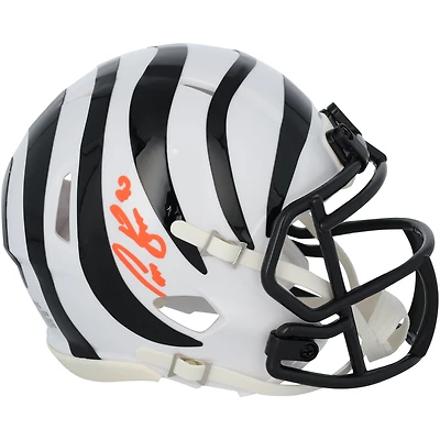 Casque Riddell Alternate Speed ​​Mini 2022 autographié par Chase Brown des Bengals de Cincinnati