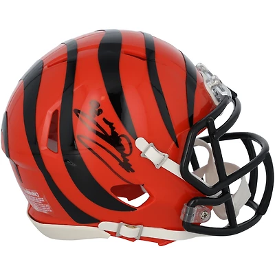 Casque Riddell Speed ​​Mini autographié par Chase Brown des Bengals de Cincinnati