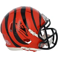 Casque Riddell Speed ​​Mini autographié par Chase Brown des Bengals de Cincinnati