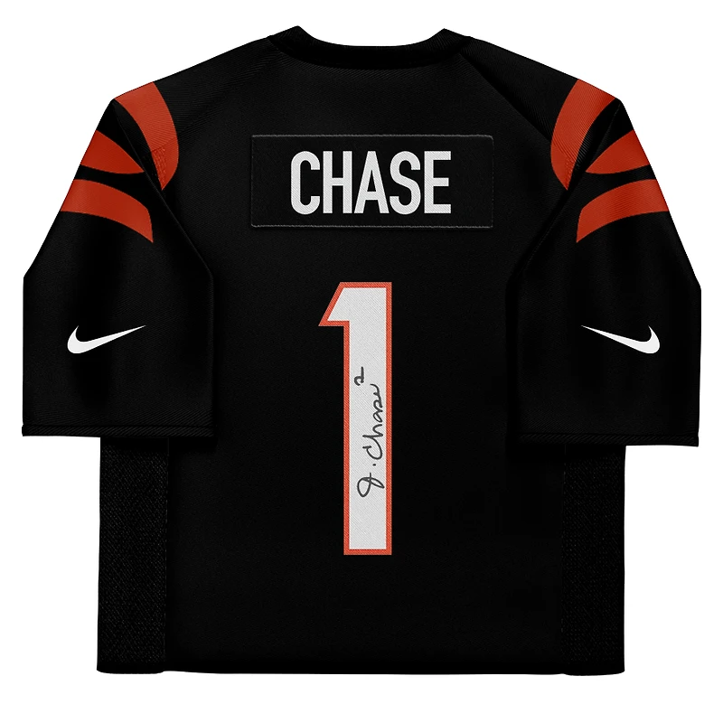 Ja'Marr Chase Cincinnati Bengals Autographed Black Nike Limited Jersey