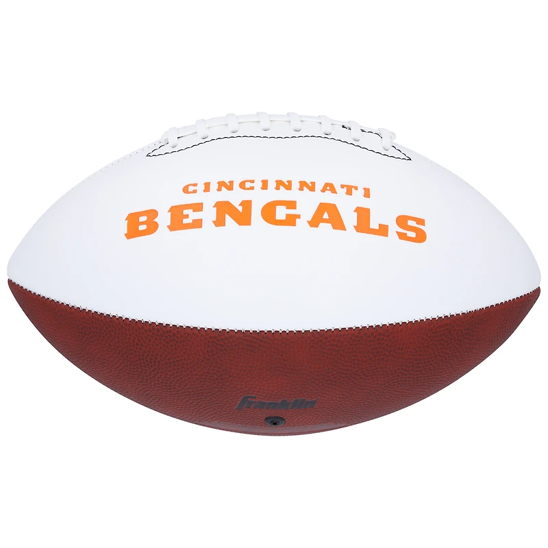 Ballon de football Franklin White Panel autographié par Ja'Marr Chase des Bengals de Cincinnati avec plusieurs inscriptions
