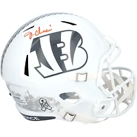 Réplique du casque Riddell Salute To Service Speed ​​autographié par Ja'Marr Chase des Bengals de Cincinnati