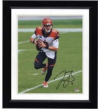 Joe Burrow Cincinnati Bengals Autographed 8" x 10" Vertical Photograph