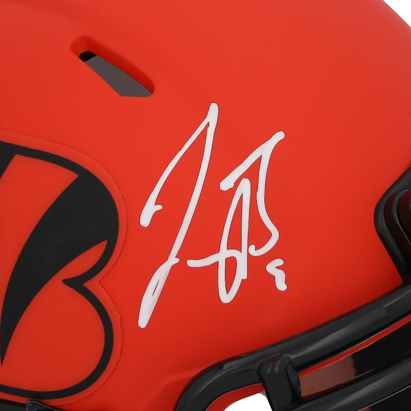 Casque Riddell Rave Speed Mini autographié par Joe Burrow des Bengals de Cincinnati