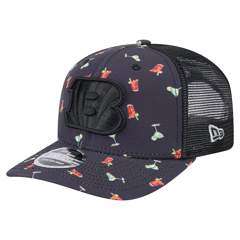 Casquette extensible à boutons-pression New Era bleu marine/noir pour homme Cincinnati Bengals Adventure Drinks Pattern 9SEVENTY