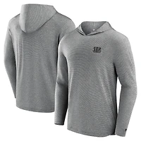 Men's Fanatics Black Cincinnati Bengals Front Office Tech Lightweight Hoodie T-Shirt