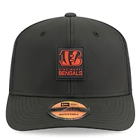 Men's New Era  Black Cincinnati Bengals 2025 Sideline 9SEVENTY Adjustable Trucker Hat