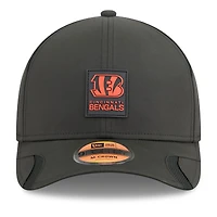 Casquette ajustable noire New Era Cincinnati Bengals 2025 Sideline M-Crown 9FORTY pour homme