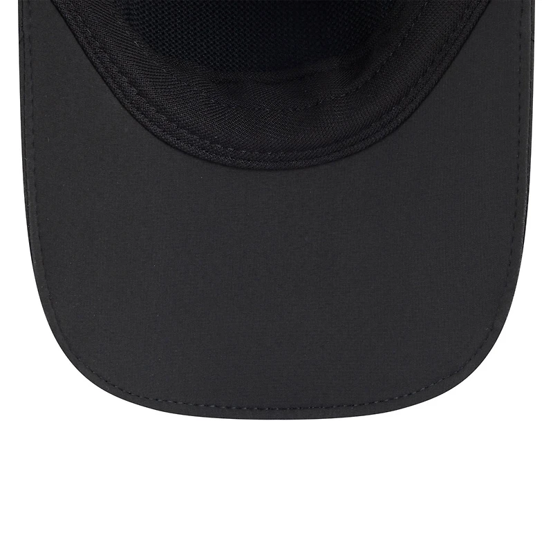 Men's New Era Black Cincinnati Bengals 2025 Sideline Runner Adjustable Hat