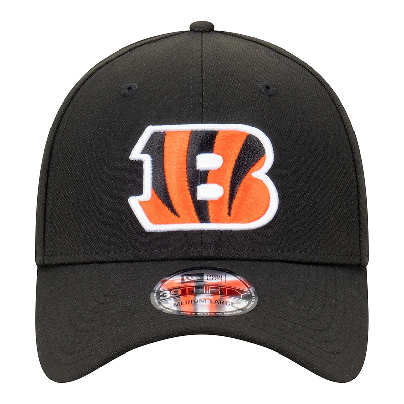 Casquette New Era noire pour homme, modèle Core Team 39THIRTY Flex des Bengals de Cincinnati