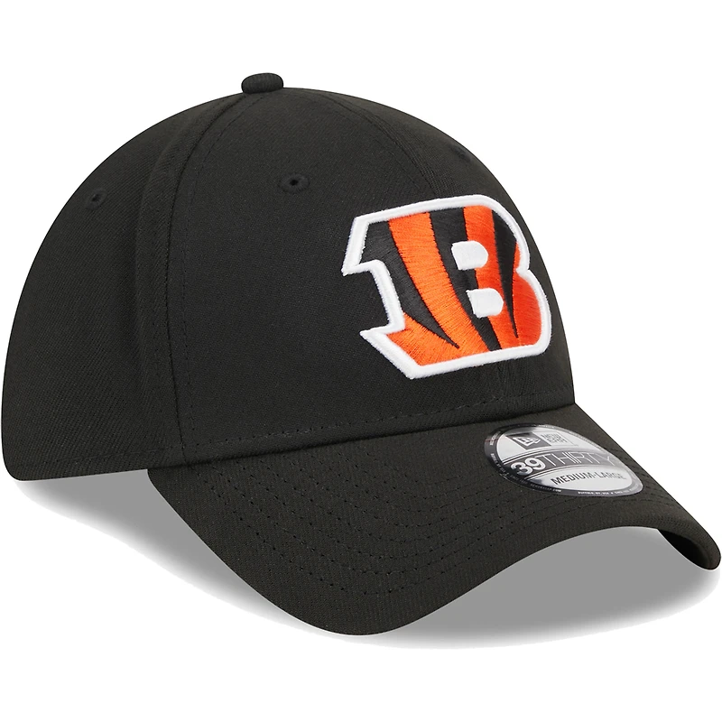 Men's New Era Black Cincinnati Bengals  Main 39THIRTY Flex Hat