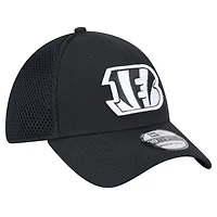 Men's New Era Black Cincinnati Bengals Main Neo 39THIRTY Flex Hat