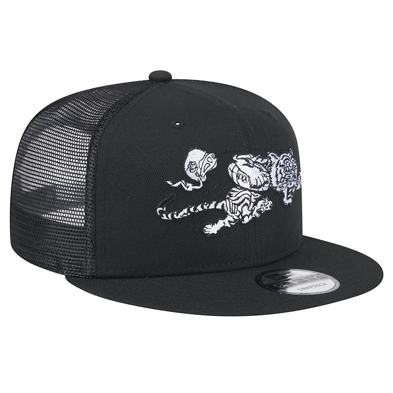 Casquette à visière plate noire New Era Cincinnati Bengals Main Trucker 9FIFTY pour homme
