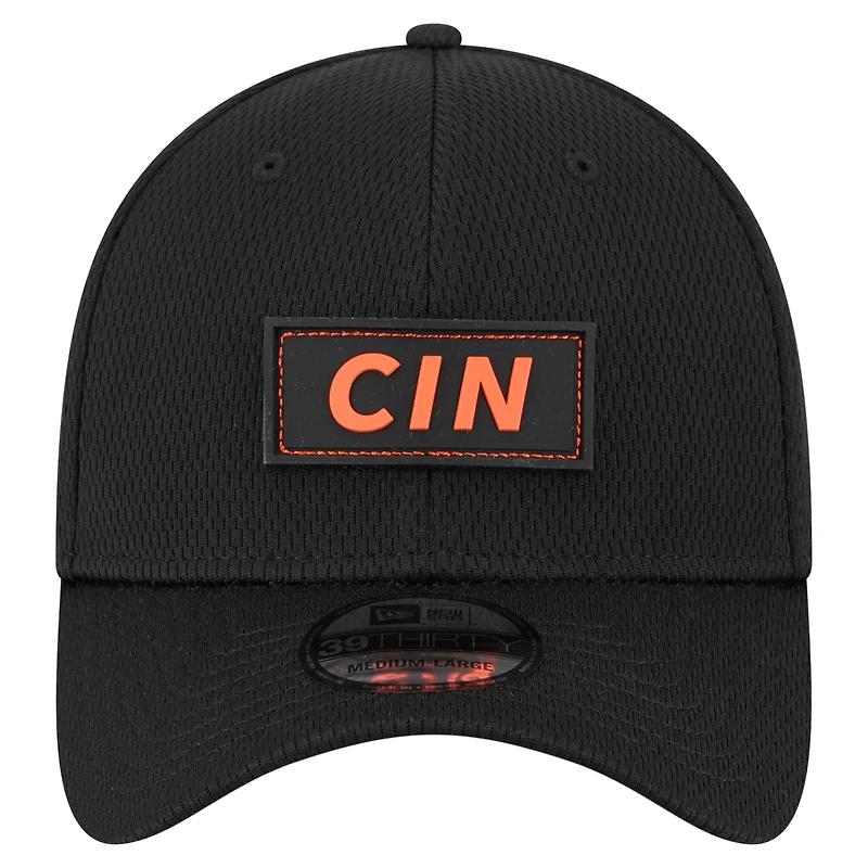 Men's New Era  Black Cincinnati Bengals Scoreboard 39THIRTY Flex Hat