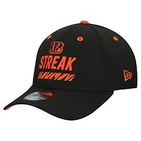 Men's New Era  Black Cincinnati Bengals STREAK Season Ticket Member 39THIRTY Flex Hat