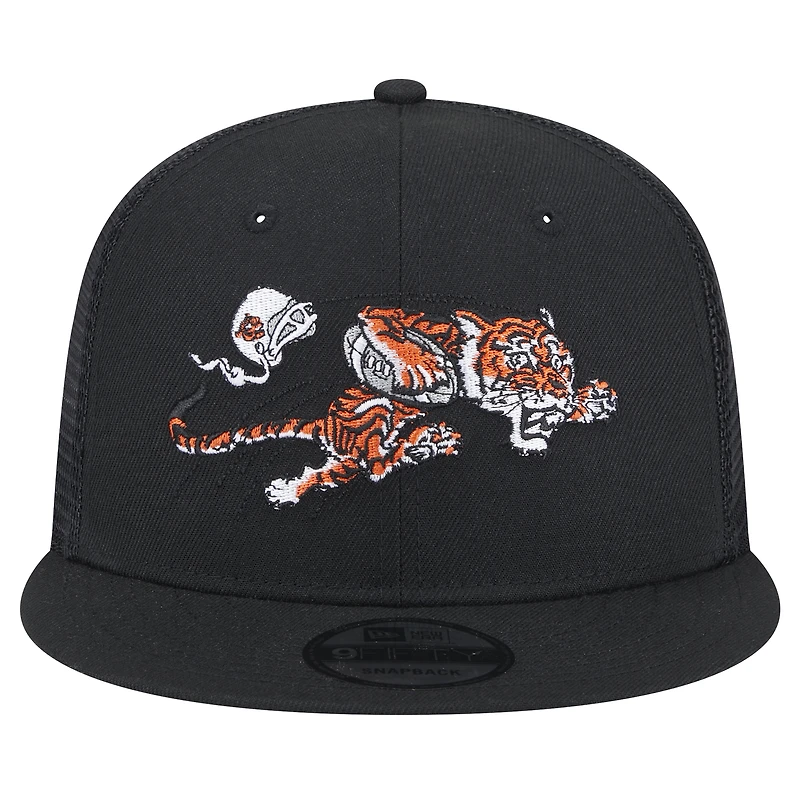 Men's New Era Black Cincinnati Bengals Throwback Main Trucker 9FIFTY Snapback Hat