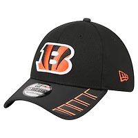 Casquette New Era noire à visière Cincinnati Bengals Hit 39THIRTY Flex pour homme