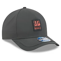 Men's New Era Charcoal Cincinnati Bengals 2025 Sideline Cold Weather 9FORTY M-Crown Adjustable Hat