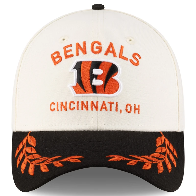 Men's New Era  Cream/Black Cincinnati Bengals 2025 NFL Draft 39THIRTY Flex Hat