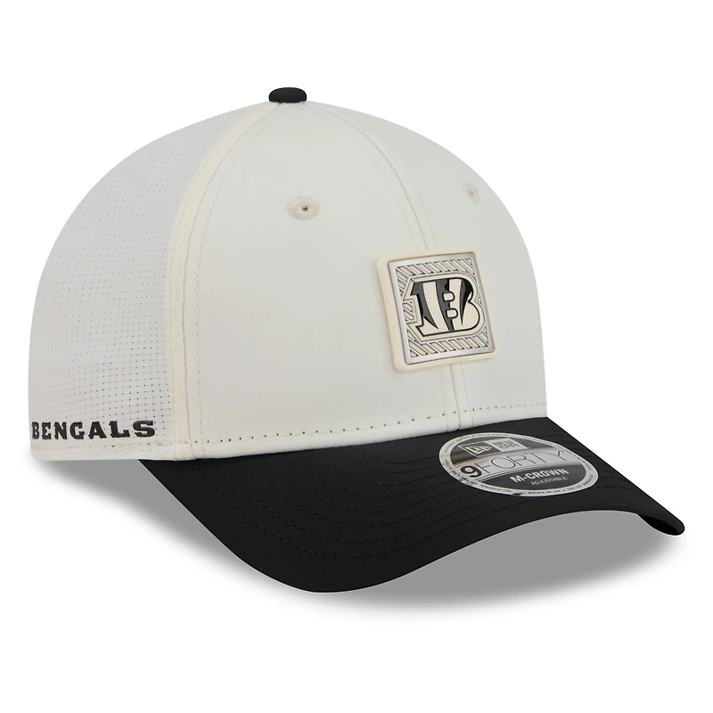 Men's New Era Cream/Black Cincinnati Bengals 2026 NFL Training Camp 9FORTY Adjustable Hat