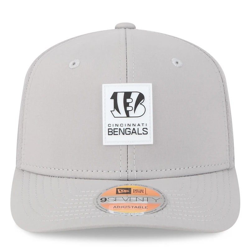 Men's New Era Gray Cincinnati Bengals 2025 Sideline 9SEVENTY Adjustable Trucker Hat