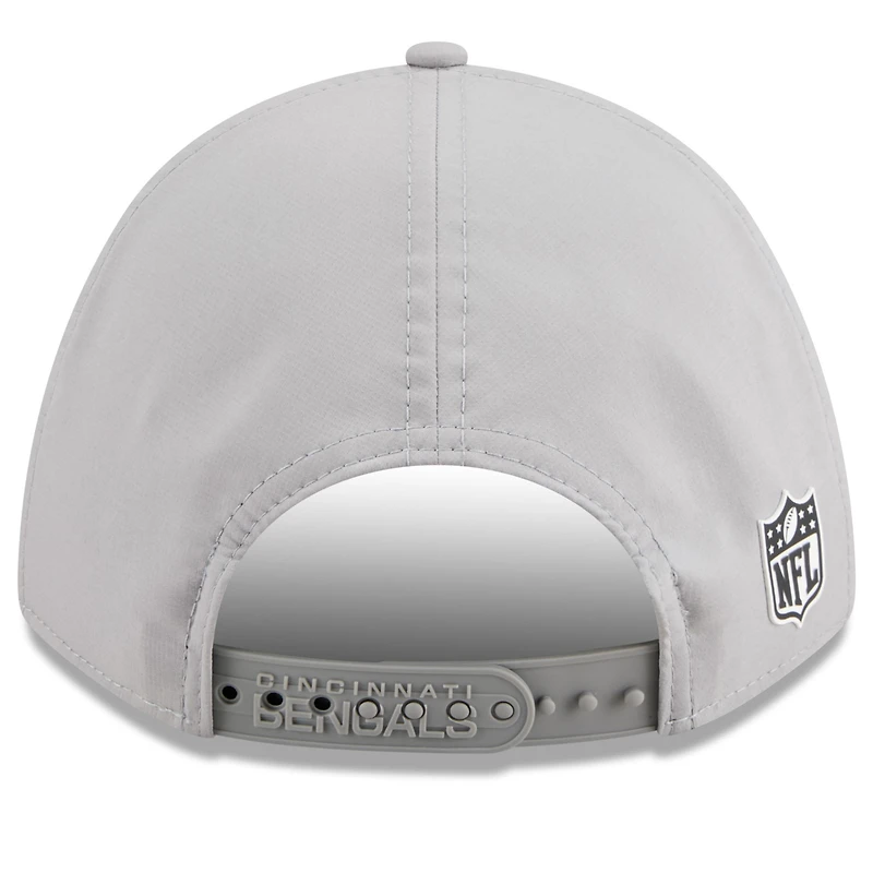 Men's New Era Gray Cincinnati Bengals 2025 Sideline M-Crown 9FORTY Adjustable Hat