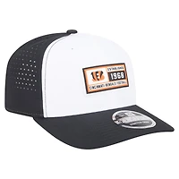 Casquette ajustable New Era 9SEVENTY blanche/noire pour homme, motif Established Patch des Bengals de Cincinnati