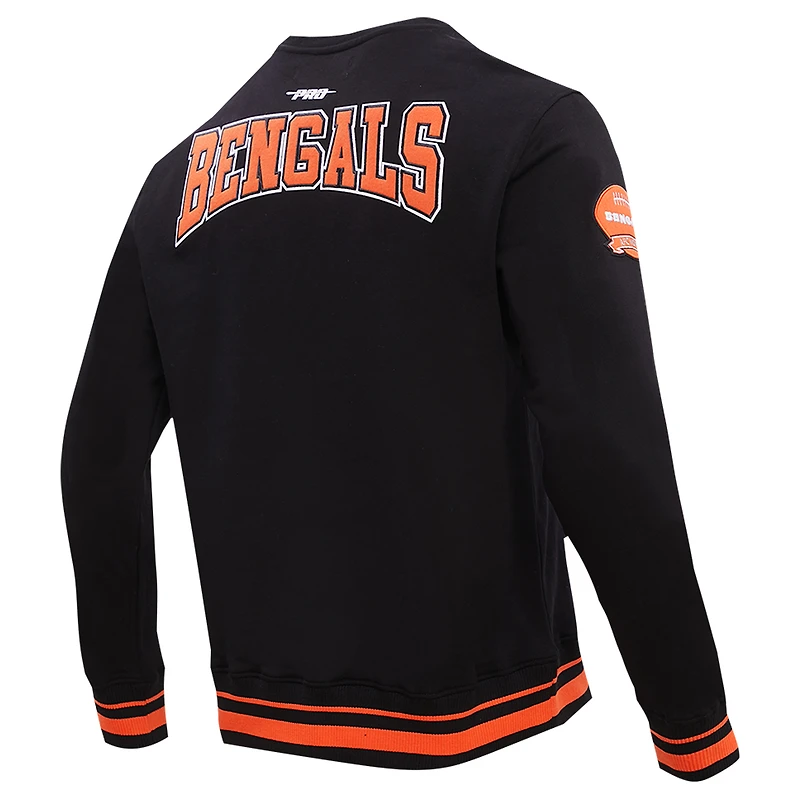 Men's Pro Standard Black Cincinnati Bengals Crest Emblem Pullover Sweatshirt