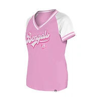 T-shirt col V rose New Era pour femme