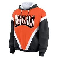 Coupe-vent à capuche zippé rétro orange/noir WEAR by Erin Andrews pour femme des Bengals de Cincinnati