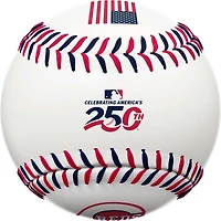 Les Reds de Cincinnati célèbrent le 250e anniversaire du baseball à double couture aux États-Unis avec Rawlings