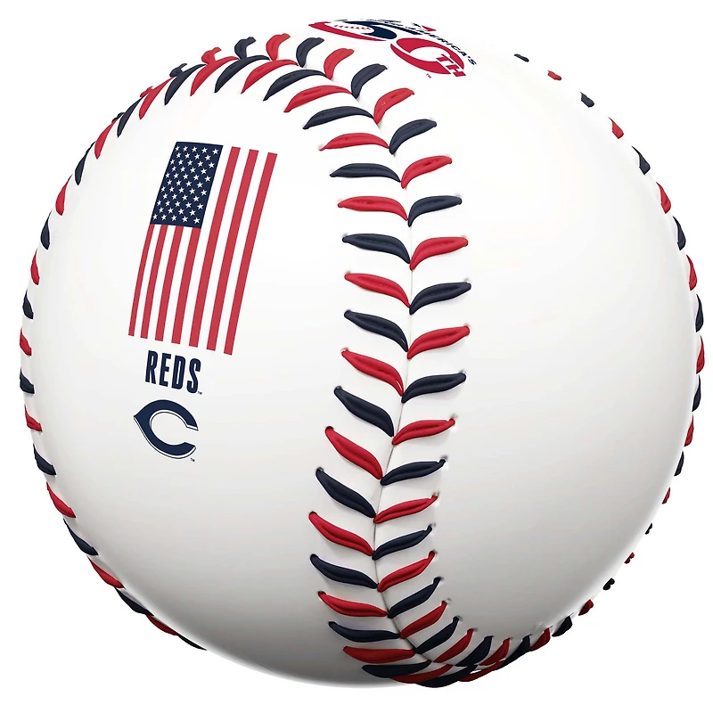 Les Reds de Cincinnati célèbrent le 250e anniversaire du baseball à double couture aux États-Unis avec Rawlings
